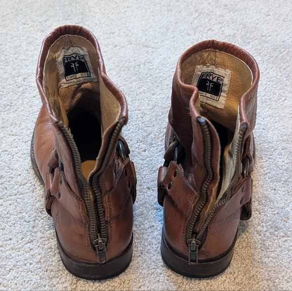 Frye Phillip Harness Short Boot Cognac Leather Ankle Zip Women's Size 9 - Picture 3 of 7